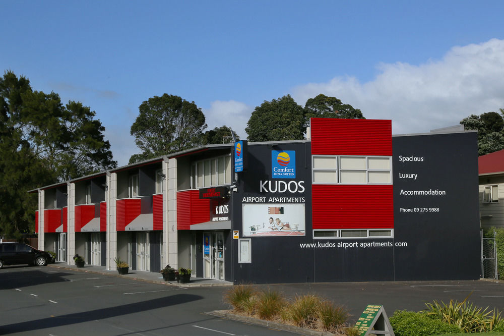 Kudos Business Suites & Airport Motel Auckland Exterior photo